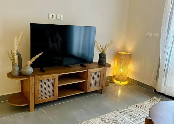 Stylish 2br Makadi Apartment
